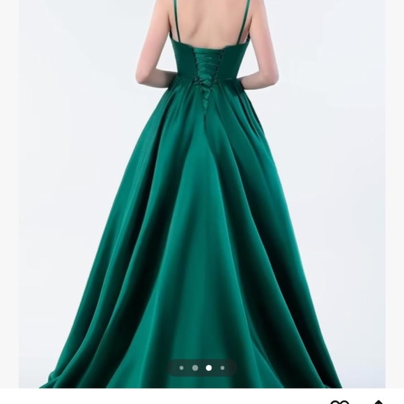 Burnt orange satin formal dress - Picture 3 of 3